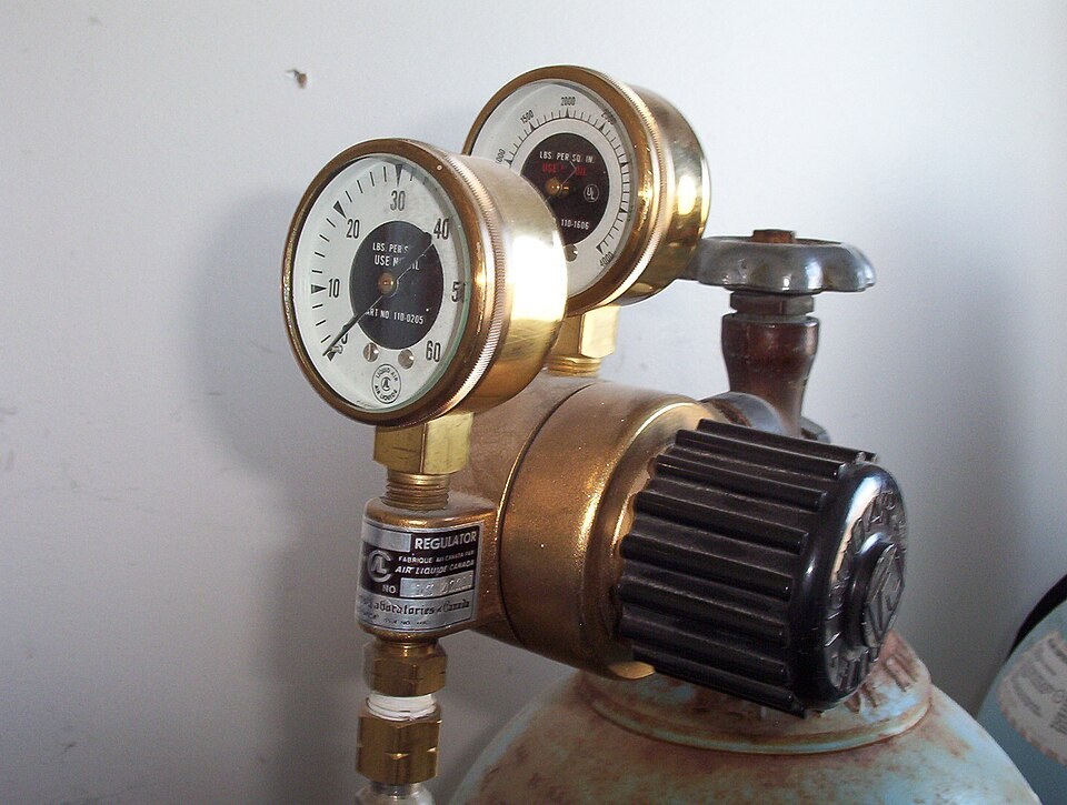 Pneumatic Filter-Regulator-Lubricator (FRL) Air Preparation Unit